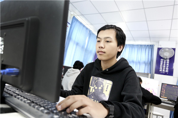 圖六、胡海博文備戰(zhàn)全國(guó)賽